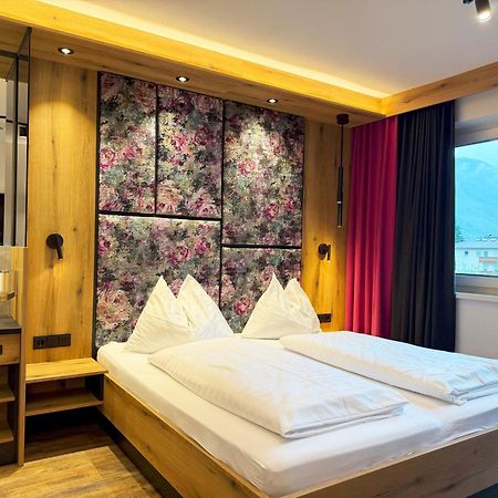 First Mountain Hotel Zillertal Aschau Im Zillertal ภายนอก รูปภาพ