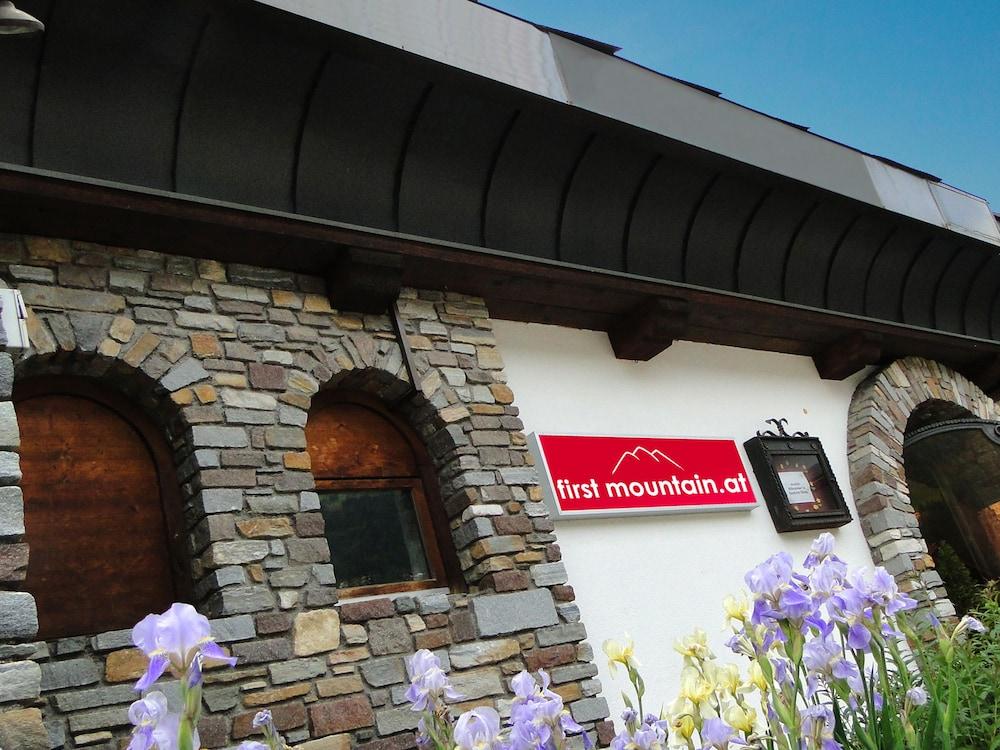 First Mountain Hotel Zillertal Aschau Im Zillertal ภายนอก รูปภาพ