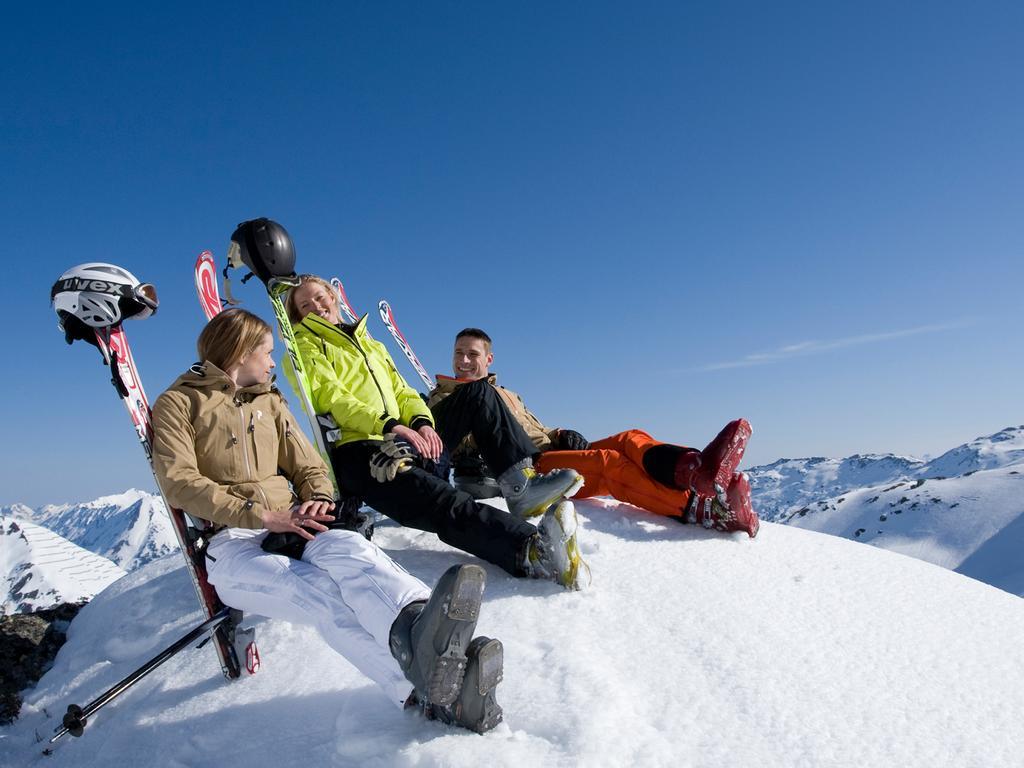 First Mountain Hotel Zillertal Aschau Im Zillertal ภายนอก รูปภาพ