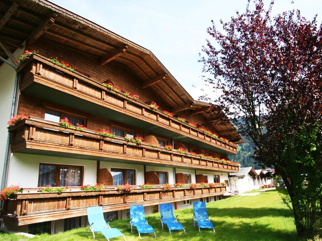 First Mountain Hotel Zillertal Aschau Im Zillertal ภายนอก รูปภาพ